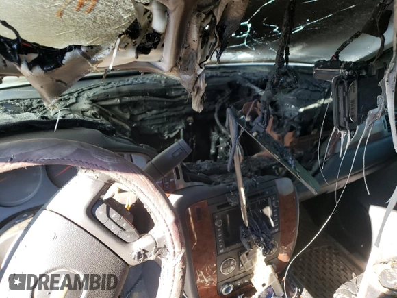 2008 Chevrolet Avalanche LTZ with VIN 3GNFK12328G168495, listed as a Copart auction lot 62416994 with Not Provided miles and Salvage Title. Bid and sale history available at DreamBid. Image 9.