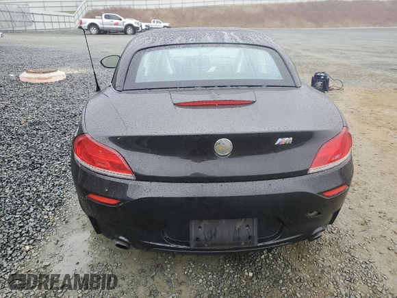 2011 BMW Z4 sDrive35is z VIN WBALM1C59BE633291, wystawiony jako Copart lot #86403324 z przebiegiem 98 268 mil mil oraz Szkoda całkowita • Salvage title. Historia ofert i sprzedaży dostępna na DreamBid. Obrazek 6.