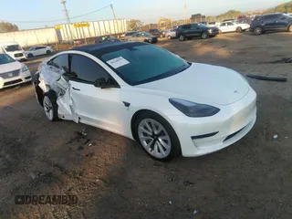 2023 Tesla Model 3 z VIN 5YJ3E1EA3PF449187, wystawiony jako IAAI lot #40320939 z przebiegiem Nie podano mil oraz . Historia ofert i sprzedaży dostępna na DreamBid. Obrazek 1.