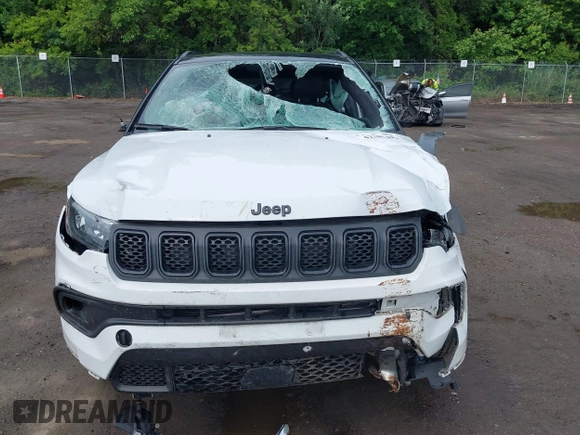 2023 Jeep Compass Latitude with VIN 3C4NJDBN3PT510424, listed as a IAAI auction lot 42385491 with 58,640 mi miles and . Bid and sale history available at DreamBid. Image 12.