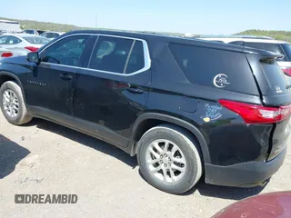 2020 Chevrolet Traverse LS z VIN 1GNERFKW0LJ172972, wystawiony jako IAAI lot #42011302 z przebiegiem 90 799 mil mil oraz . Historia ofert i sprzedaży dostępna na DreamBid. Obrazek 3.