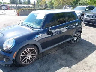 2009 MINI Hardtop S with VIN WMWMF73509TW82466, listed as a IAAI auction lot 42056740 with 113,755 mi miles and . Bid and sale history available at DreamBid. Image 6.