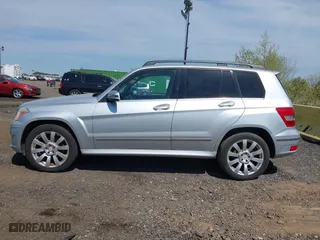 2012 Mercedes-Benz GLK-Class GLK 350 with VIN WDCGG8HB0CF740884, listed as a IAAI auction lot 42111418 with 75,844 mi miles. Bid and sale history available at carsss.com. Image 14.