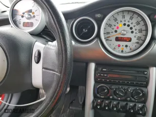 2004 MINI Cooper Hardtop S with VIN WMWRE334X4TD89209, listed as a Copart auction lot 53389895 with 238,668 mi miles and Clean Title. Bid and sale history available at carsss.com. Image 9.