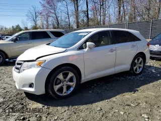 2015 Toyota Venza XLE with VIN 4T3ZK3BB7FU073534, listed as a Copart auction lot 50579715 with 215,445 mi miles and Salvage title. Bid and sale history available at DreamBid. Image 1.
