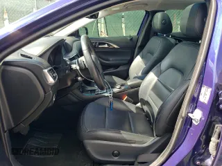 2018 Infiniti QX30 ESSENTIAL with VIN SJKCH5CP9JA045152, listed as a Copart auction lot 60647204 with 44,079 mi miles and Non Repairable. Bid and sale history available at carsss.com. Image 7.