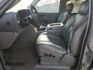 2006 GMC Yukon XL SLT with VIN 1GKEC16Z66J125150, listed as a Copart auction lot 88676205 with 211,564 mi miles and Salvage Title. Bid and sale history available at carsss.com. Image 7.