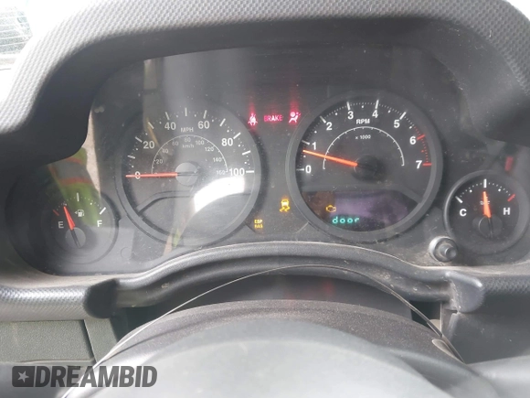 2007 Jeep Wrangler X with VIN 1J4FA24117L142513, listed as a IAAI auction lot 42314284 with 70,213 mi miles and . Bid and sale history available at DreamBid. Image 7.