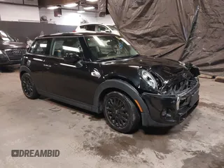 2020 MINI Hardtop Cooper S z VIN WMWXR5C03L2L94077, wystawiony jako IAAI lot #41492186 z przebiegiem 23 682 mil mil oraz . Historia ofert i sprzedaży dostępna na DreamBid. Obrazek 1.