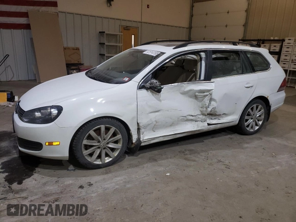 2014 Volkswagen Jetta TDI w/Sunroof & Nav с VIN 3VWPL7AJ2EM610506, выставлен на аукционе Copart как лот 41514185 с пробегом 197 121 миль миль и Списание • Salvage title. История ставок и продаж доступна на DreamBid. Изображение 1.