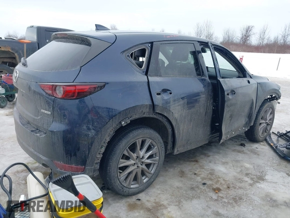 2020 Mazda CX-5 Grand Touring with VIN JM3KFBDM9L0778812, listed as a IAAI auction lot 41589208 with 39,385 mi miles. Bid and sale history available at carsss.com. Image 4.