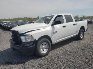 2022 Ram 1500 Tradesman z VIN 3C6RR6KG6NG205875, wystawiony jako Copart lot #51427305 z przebiegiem 2 624 mil mil oraz Szkoda całkowita • Salvage title. Historia ofert i sprzedaży dostępna na DreamBid. Obrazek 1.