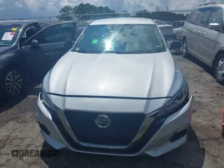2021 Nissan Altima 2.5 SR with VIN 1N4BL4CV7MN333258, listed as a IAAI auction lot 39891542 with 91,326 mi miles. Bid and sale history available at carsss.com. Image 12.