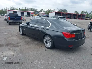 2012 BMW 7 Series 750Li с VIN WBAKB8C52CDX20452, выставлен на аукционе IAAI как лот 41770824 с пробегом 80 281 миль миль и . История ставок и продаж доступна на DreamBid. Изображение 3.
