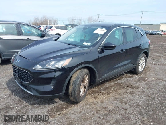 2020 Ford Escape SE with VIN 1FMCU0G67LUB94143, listed as a IAAI auction lot 42033681 with 34,180 mi miles and . Bid and sale history available at carsss.com. Image 17.
