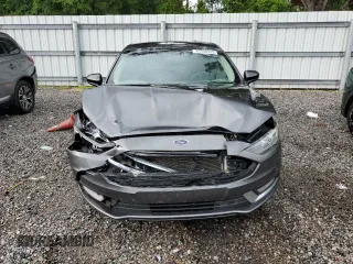 2017 Ford Fusion Hybrid SE with VIN 3FA6P0LU1HR216557, listed as a Copart auction lot 61540425 with 172,438 mi miles and Clean title. Bid and sale history available at DreamBid. Image 5.