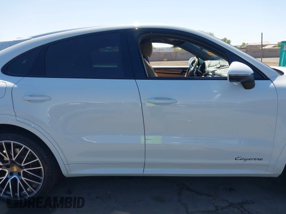 2023 Porsche Cayenne with VIN WP1BA2AY7PDA27087, listed as a IAAI auction lot 42540706 with 18,357 mi miles and . Bid and sale history available at DreamBid. Image 14.