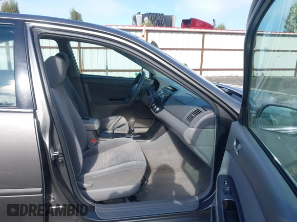 2006 Toyota Camry STD with VIN 4T1BE32K66U718658, listed as a IAAI auction lot 42086473 with 204,314 mi miles. Bid and sale history available at carsss.com. Image 5.