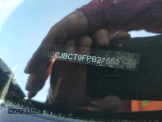 2015 Jeep Renegade Trailhawk z VIN ZACCJBCT9FPB21561, wystawiony jako Copart lot #63051673 z przebiegiem Nie podano mil oraz Szkoda całkowita • Salvage title. Historia ofert i sprzedaży dostępna na DreamBid. Obrazek 14.
