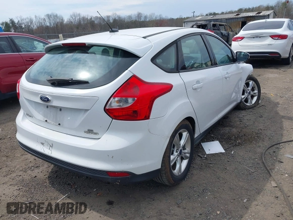 2014 Ford Focus SE with VIN 1FADP3K22EL251661, listed as a IAAI auction lot 41905464 with 96,079 mi miles. Bid and sale history available at carsss.com. Image 4.