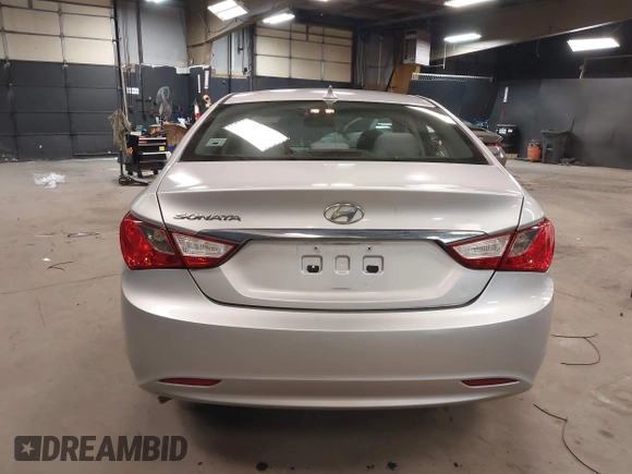 2013 Hyundai Sonata GLS z VIN 5NPEB4ACXDH620718, wystawiony jako IAAI lot #42450301 z przebiegiem 164 170 mil mil oraz . Historia ofert i sprzedaży dostępna na DreamBid. Obrazek 16.