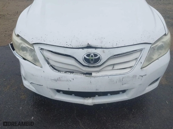 2010 Toyota Camry with VIN 4T1BF3EK6AU525847, listed as a IAAI auction lot 41981797 with 352,435 mi miles. Bid and sale history available at carsss.com. Image 6.