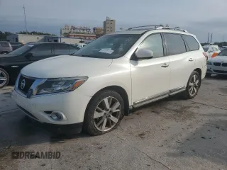2016 Nissan Pathfinder SL with VIN 5N1AR2MN8GC666555, listed as a Copart auction lot 57964355 with 96,154 mi miles and Clean title. Bid and sale history available at DreamBid. Image 1.