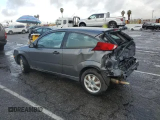 2005 Ford Focus S with VIN 3FAFP31N65R161757, listed as a Copart auction lot 44373605 with 187,145 mi miles and Salvage Title. Bid and sale history available at carsss.com. Image 2.
