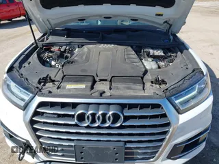 2018 Audi Q7 Premium Plus with VIN WA1LHAF76JD003831, listed as a IAAI auction lot 41781410 with 81,225 mi miles. Bid and sale history available at carsss.com. Image 10.