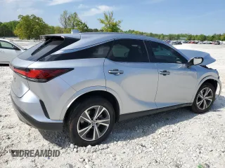 2024 Lexus RX 350 z VIN 2T2BAMBA6RC038088, wystawiony jako Copart lot #53776565 z przebiegiem 18 548 mil mil oraz Szkoda całkowita • Salvage title. Historia ofert i sprzedaży dostępna na DreamBid. Obrazek 3.