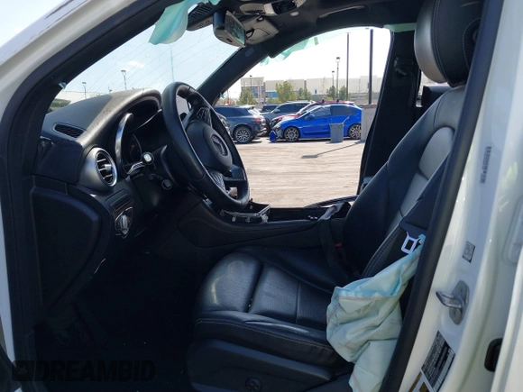 2018 Mercedes-Benz GLC 300 z VIN WDC0G4JB8JV113549, wystawiony jako IAAI lot #41801237 z przebiegiem Nie podano mil oraz . Historia ofert i sprzedaży dostępna na DreamBid. Obrazek 5.