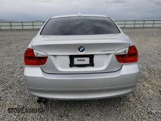 2006 BMW 3 Series 325i with VIN WBAVB13506KR59910, listed as a Copart auction lot 54754715 with 107,181 mi miles and Salvage title. Bid and sale history available at DreamBid. Image 6.