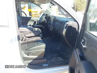 2018 Chevrolet Silverado 1500 LT with VIN 3GCUKREC3JG504431, listed as a IAAI auction lot 41609921 with 192,742 mi miles. Bid and sale history available at carsss.com. Image 5.