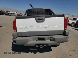 2002 Chevrolet Avalanche with VIN 3GNEK13T12G297202, listed as a Copart auction lot 73373934 with Not Provided miles and Salvage Title. Bid and sale history available at carsss.com. Image 6.