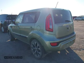 2012 Kia Soul + with VIN KNDJT2A6XC7453032, listed as a IAAI auction lot 40955347 with 155,804 mi miles. Bid and sale history available at carsss.com. Image 3.