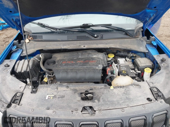 2022 Jeep Compass Latitude z VIN 3C4NJCBB9NT172153, wystawiony jako IAAI lot #41918327 z przebiegiem 95 504 mil mil oraz . Historia ofert i sprzedaży dostępna na DreamBid. Obrazek 10.