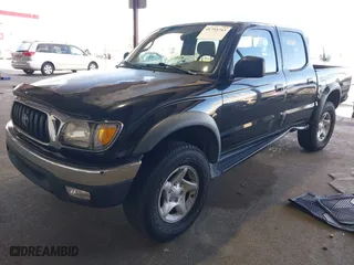 2002 Toyota Tacoma PreRunner with VIN 5TEGN92N82Z141138, listed as a IAAI auction lot 41793743 with 193,167 mi miles. Bid and sale history available at carsss.com. Image 17.