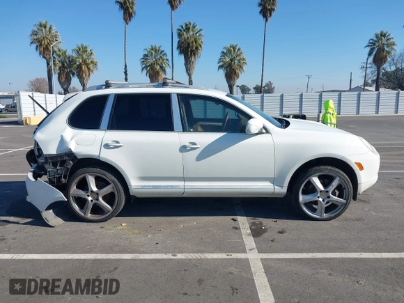 2005 Porsche Cayenne with VIN WP1AA29P85LA24175, listed as a IAAI auction lot 41301076 with 174,291 mi miles. Bid and sale history available at carsss.com. Image 13.