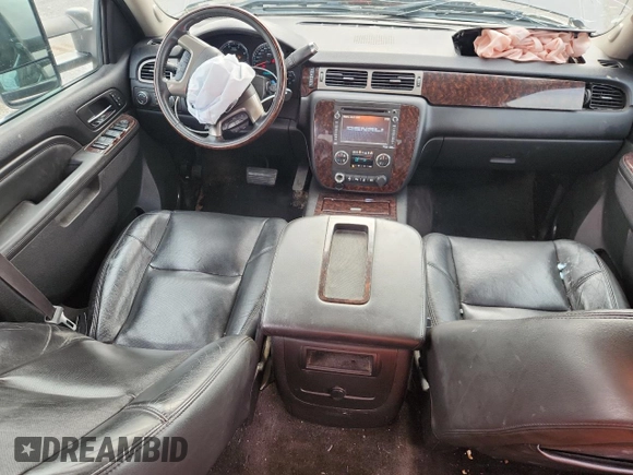 2012 GMC Sierra 2500HD Denali with VIN 1GT125E82CF217819, listed as a Copart auction lot 65481985 with 158,138 mi miles and Non repairable. Bid and sale history available at DreamBid. Image 8.