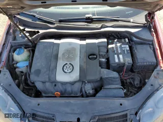 2008 Volkswagen Rabbit S with VIN WVWDA71K08W264738, listed as a Copart auction lot 68353304 with 301,739 mi miles and Non Repairable. Bid and sale history available at carsss.com. Image 11.