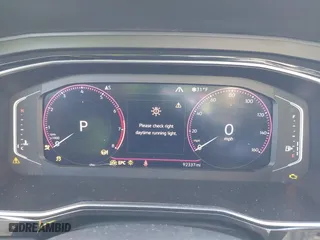 2019 Volkswagen Jetta SEL Premium with VIN 3VWG57BU9KM068495, listed as a IAAI auction lot 41263539 with 92,337 mi miles. Bid and sale history available at carsss.com. Image 7.