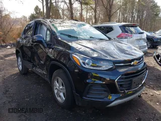 2022 Chevrolet Trax LT with VIN KL7CJPSM1NB565966, listed as a IAAI auction lot 41840576 with 15,590 mi miles. Bid and sale history available at carsss.com. Image 1.