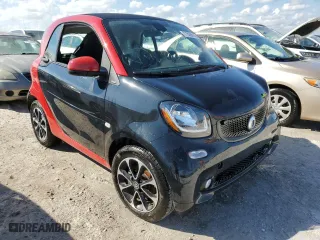 2017 Smart fortwo pure with VIN WMEFJ5DA2HK172362, listed as a Copart auction lot 77809814 with 0 mi miles and Non Repairable. Bid and sale history available at carsss.com. Image 4.