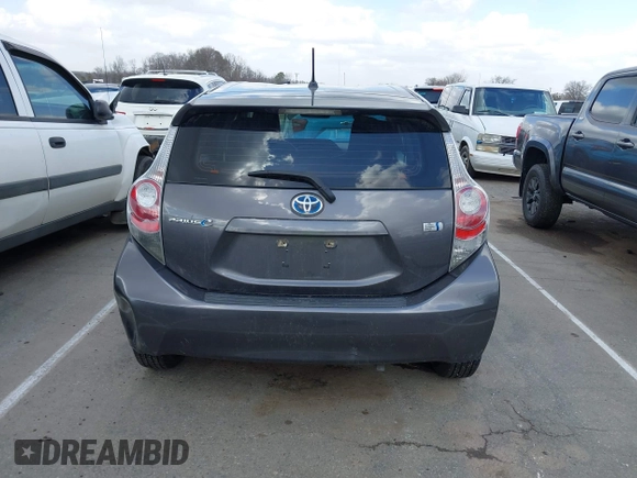 2013 Toyota Prius One with VIN JTDKDTB3XD1531535, listed as a IAAI auction lot 41723774 with 135,518 mi miles. Bid and sale history available at carsss.com. Image 17.