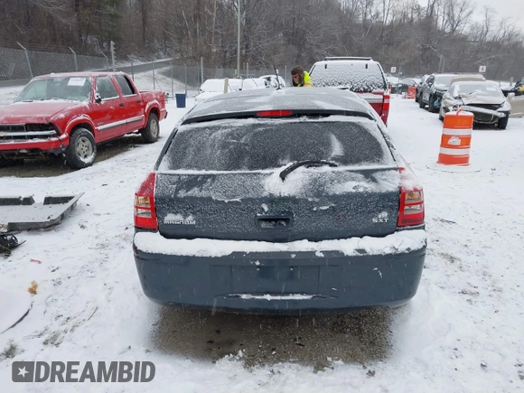 2008 Dodge Magnum SXT with VIN 2D4FV37V08H246362, listed as a IAAI auction lot 41613598 with Not Provided miles and . Bid and sale history available at DreamBid. Image 15.