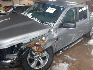 2019 Ram 1500 Classic SLT with VIN 1C6RR7TT3KS679191, listed as a IAAI auction lot 41729580 with 79,277 mi miles. Bid and sale history available at carsss.com. Image 6.