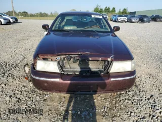 2003 Mercury Grand Marquis LS Premium with VIN 2MEFM75W03X606245, listed as a Copart auction lot 50795125 with 207,117 mi miles and Salvage Title. Bid and sale history available at DreamBid. Image 5.