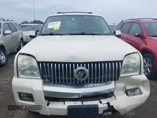2008 Mercury Mountaineer Premier with VIN 4M2EU48898UJ01323, listed as a IAAI auction lot 39442831 with 156,293 mi miles. Bid and sale history available at carsss.com. Image 12.