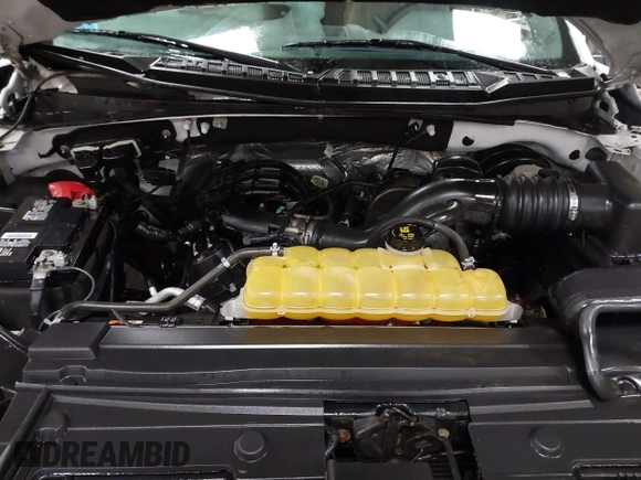 2016 Ford F-150 XL with VIN 1FTMF1C82GFB06576, listed as a IAAI auction lot 41630414 with 91,413 mi miles. Bid and sale history available at carsss.com. Image 10.