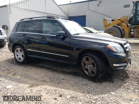 2015 Mercedes-Benz GLK 350 with VIN WDCGG8JB9FG417359, listed as a Copart auction lot 70762524 with 116,565 mi miles and Salvage Title. Bid and sale history available at DreamBid. Image 4.
